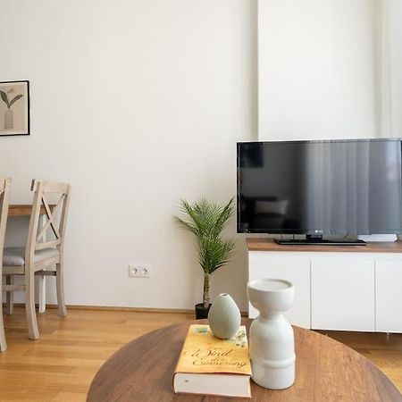 Trendy 1Br, Direct City Access By Hm فيينا المظهر الخارجي الصورة