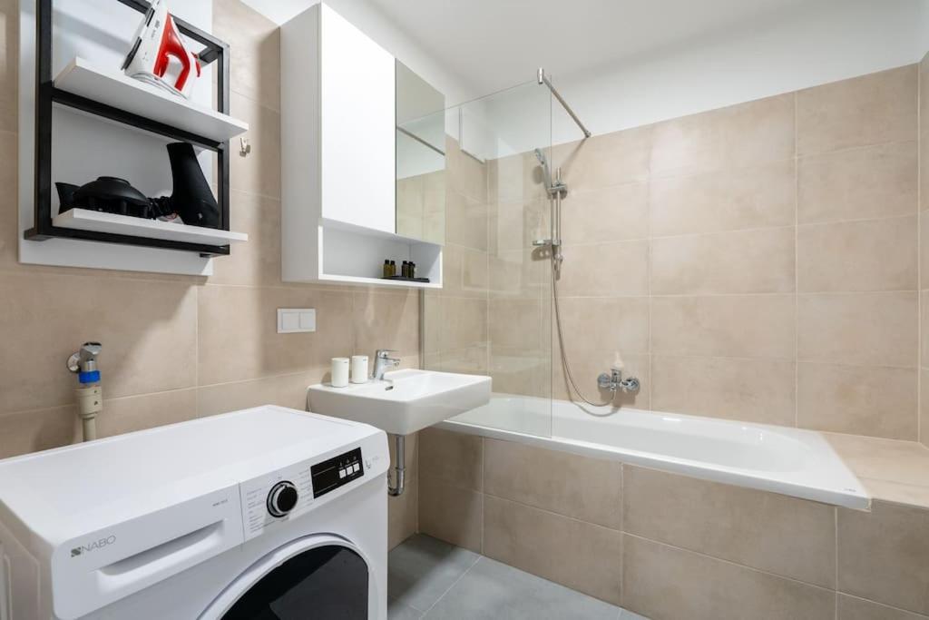 Trendy 1Br, Direct City Access By Hm فيينا المظهر الخارجي الصورة